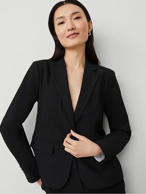 Ann Taylor The Notched Single Button Blazer in Seasonless Stretch Black Sz 8